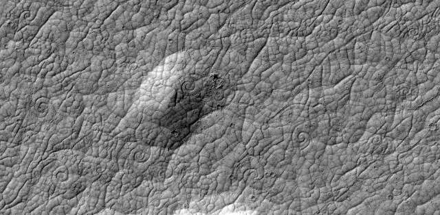 Des spirales géantes de lave découvertes pour la première fois sur Mars.