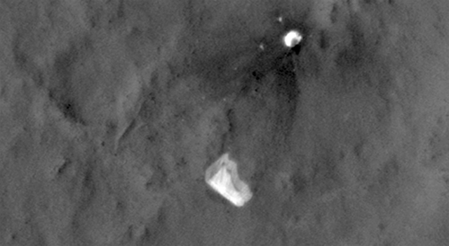 Parachute dans le vent martien et fin de transmission pour le Curiosity (vidéo)