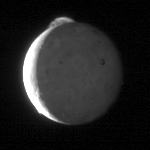 L’un des volcans mal placés de Io, la lune tiraillée par ses sœurs