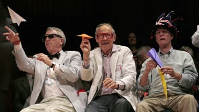 Prix Nobel Ig : les gagnants 2012 de la science qui fait rire et ensuite réfléchir.