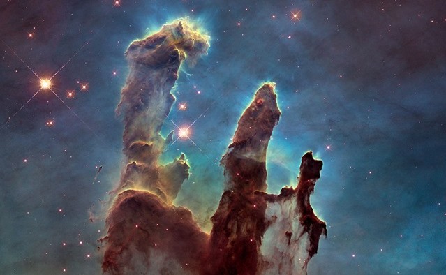 Image : une nouvelle version des “Piliers de la création” par Hubble