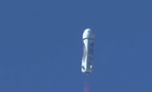 Un double succès inattendu pour le système de sauvetage en vol de la société Blue Origin (Vidéo)