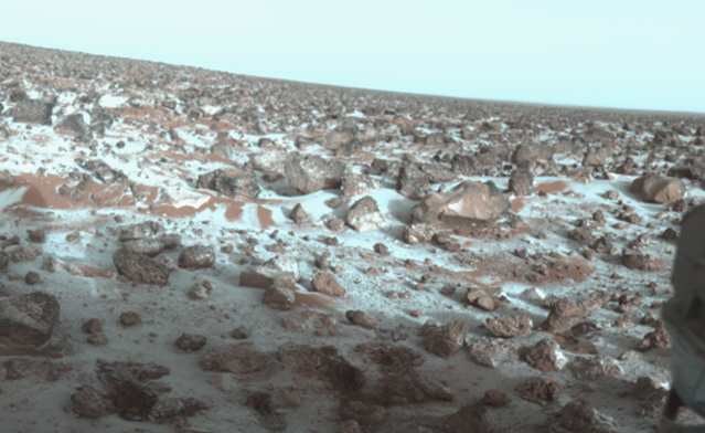 Découverte d’un gros dépôt de glace sur la planète rouge pour abreuver nos futurs colons martiens