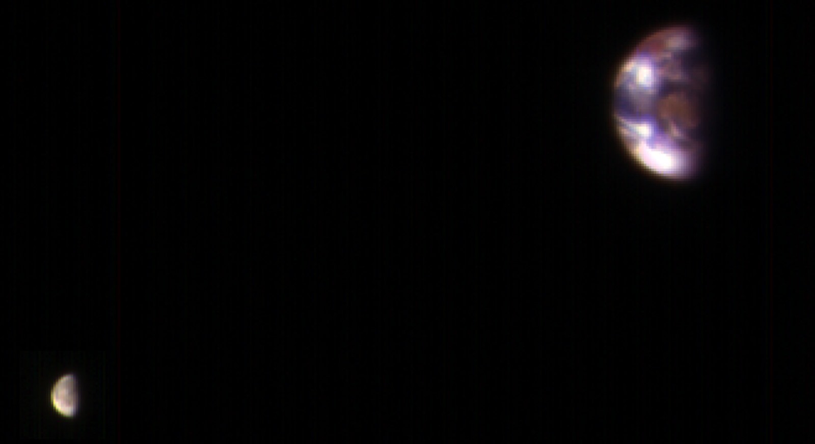 Image : une sonde martienne s’est récemment tournée vers la Terre et la Lune
