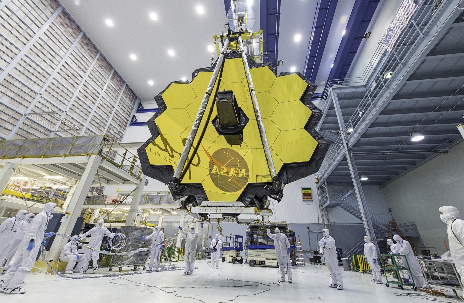 Image: le grand miroir du plus puissant télescope spatial déployé
