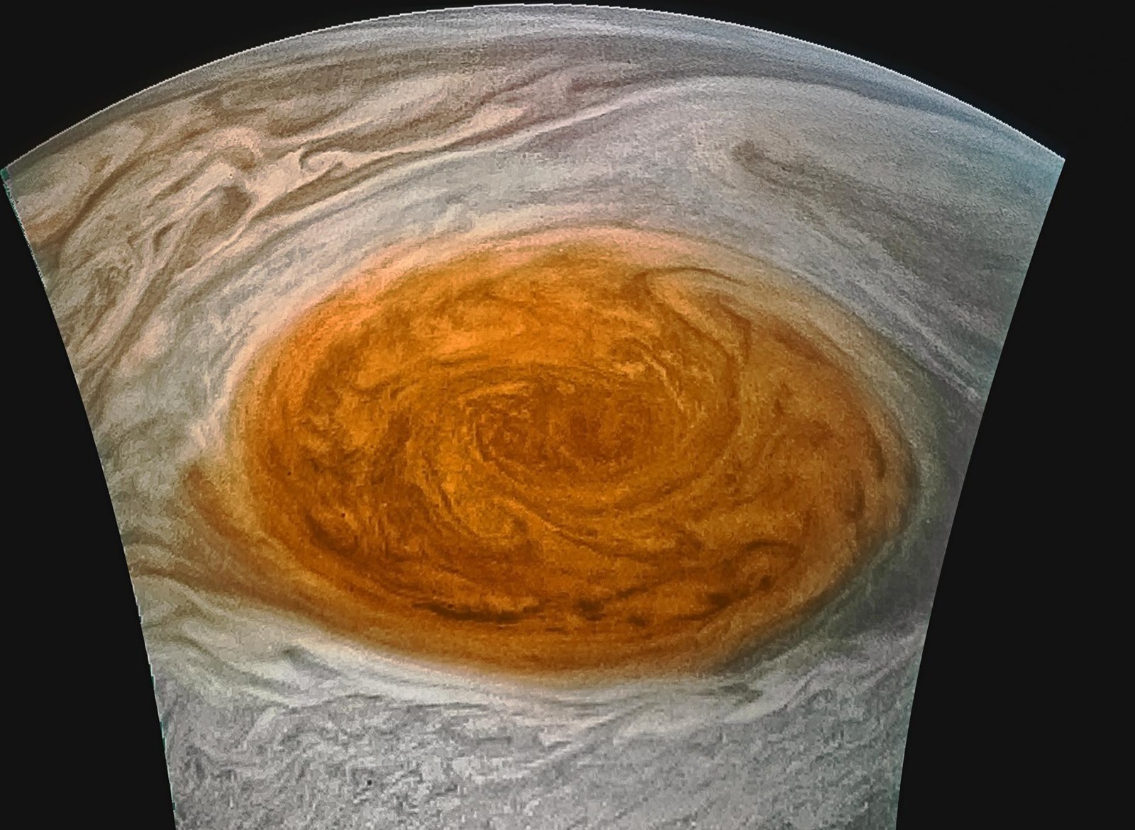 La sonde spatiale Juno s’est focalisée sur la Grande Tache Rouge de Jupiter, voici les photos !