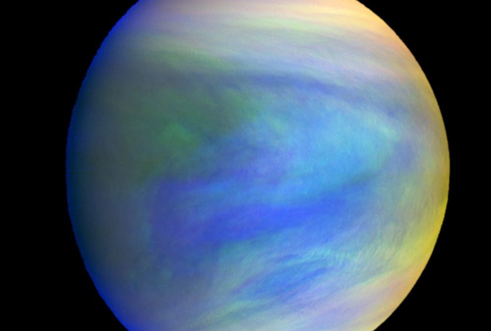 Les nuages de Vénus hébergeraient-ils une vie microbienne ?