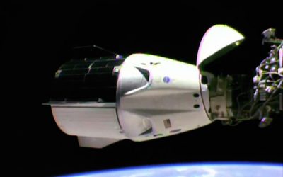 Amarrage spatial automatisé réussi : la société SpaceX est désormais prête à transporter des humains jusqu’à la Station Spatiale internationale