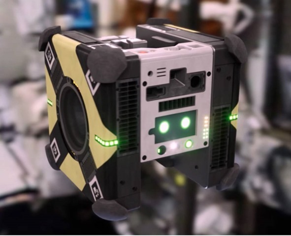 De charmants robots cubiques flottants débarquent sur la Station spatiale internationale