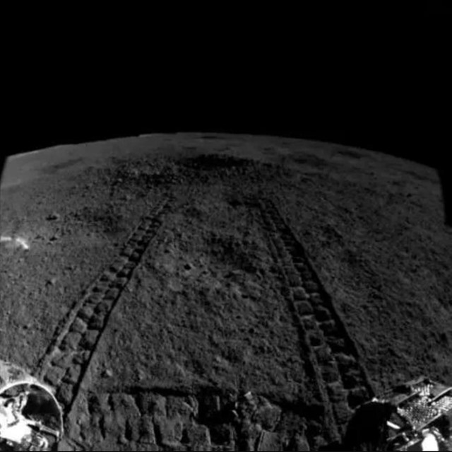 On sait désormais à quoi correspond la mystérieuse substance découverte sur la Lune par une astromobile chinoise
