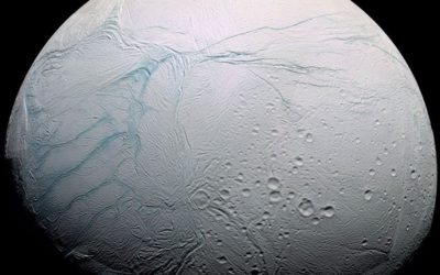 Les “rayures de tigre” de la lune de Saturne, Encelade, sont liées à ses spectaculaires geysers