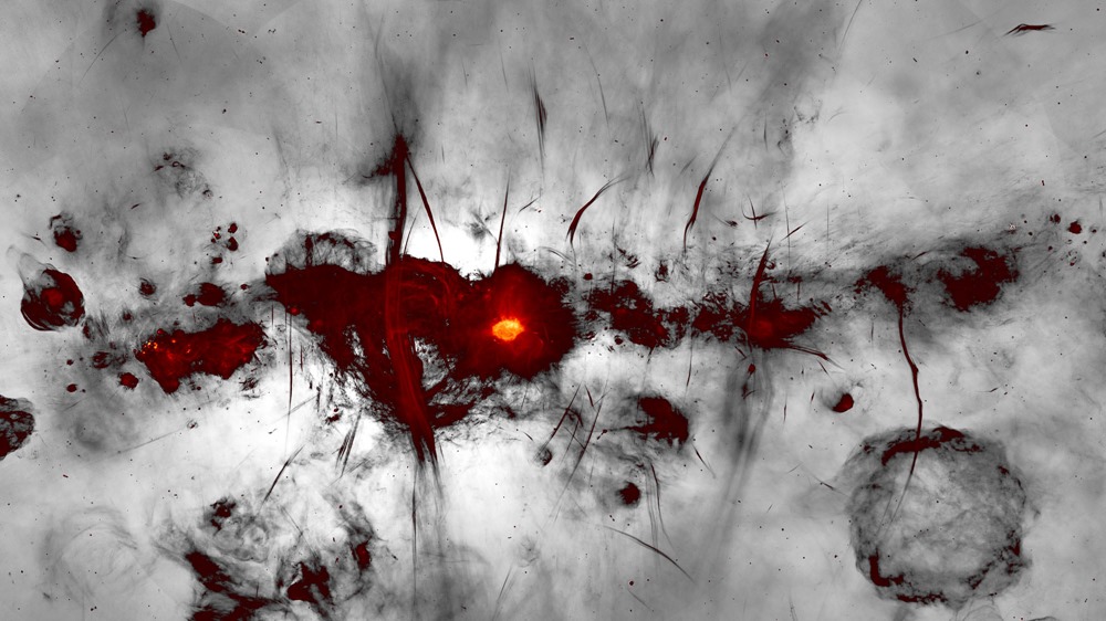 Une vue saisissante de la Voie lactée révèle de mystérieuses structures suspendues dans l’espace